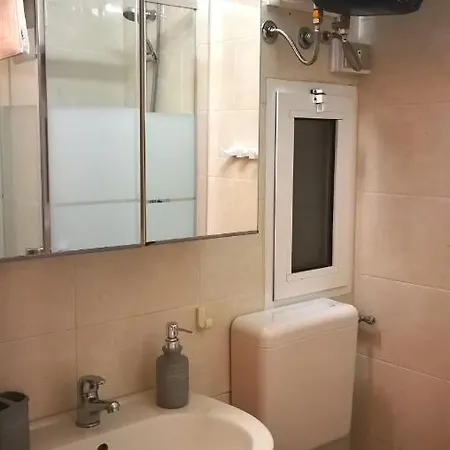 Your Shelter - Private Apartment *